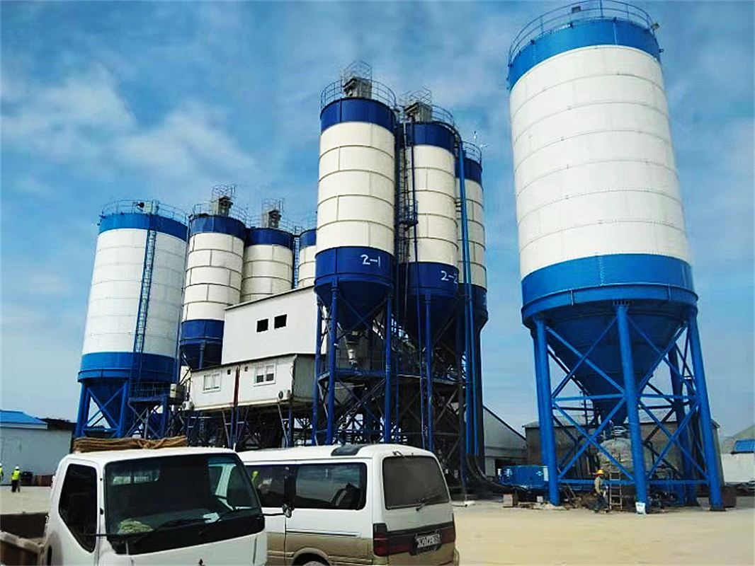 In 2019, Luwei exported 2 sets 1000T silos and pneumatic conveying system equipment to Russia.